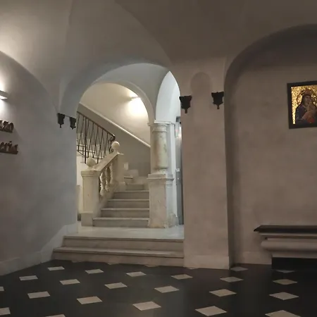 Rolli House