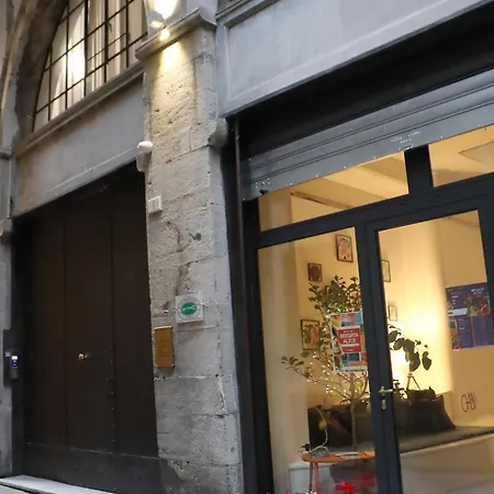 Apartment Rolli House